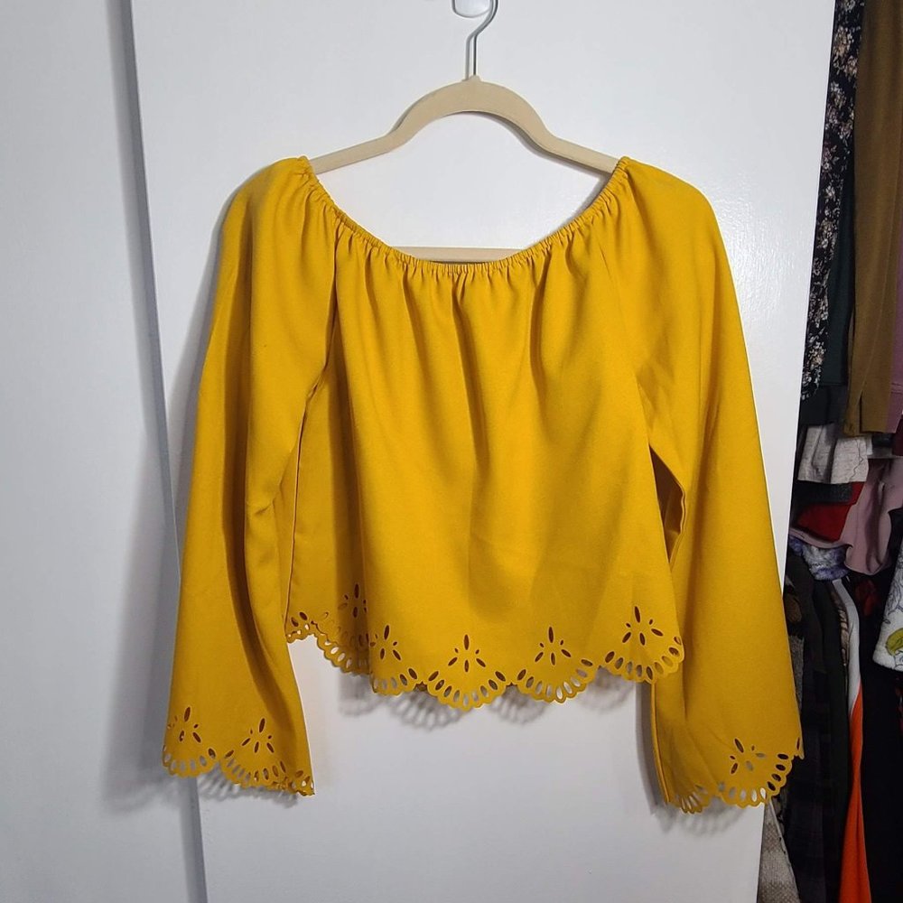 NEVER WORN mustard blouse